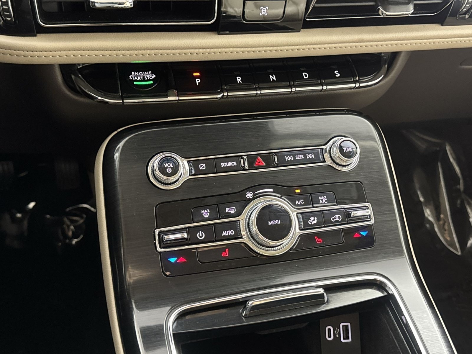 Used 2021 Lincoln Nautilus AWD w/ Equipment Group 101A image 21