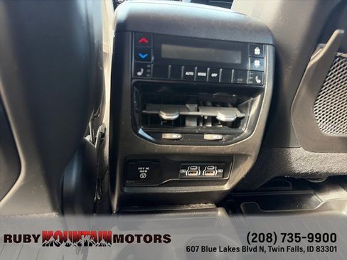 Used 2021 Jeep Grand Cherokee L Limited w/ Luxury Tech Group II AWD/4WD image 23