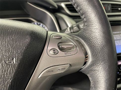 Used 2018 Nissan Murano Platinum image 10