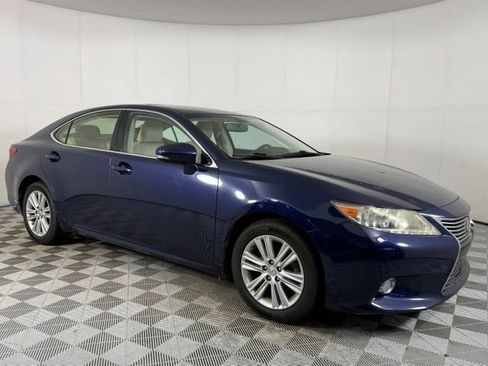 Used 2013 Lexus ES 350 w/ Luxury Pkg FWD image 10