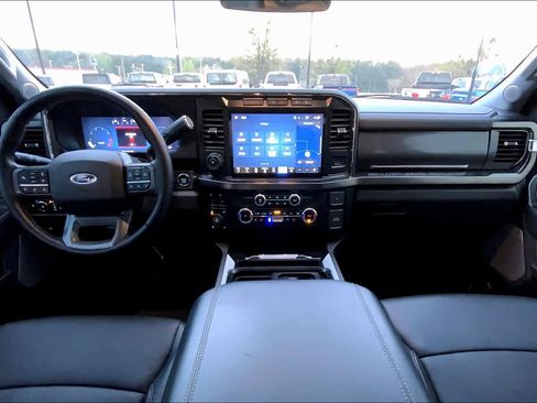 Used 2023 Ford F250 Lariat w/ Lariat Ultimate Package AWD/4WD image 14