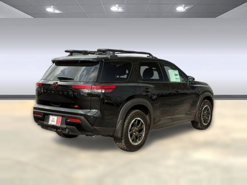 New 2026 Nissan Pathfinder Rock Creek AWD/4WD image 9