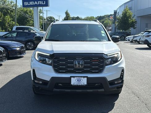 Used 2024 Honda Passport TrailSport image 4