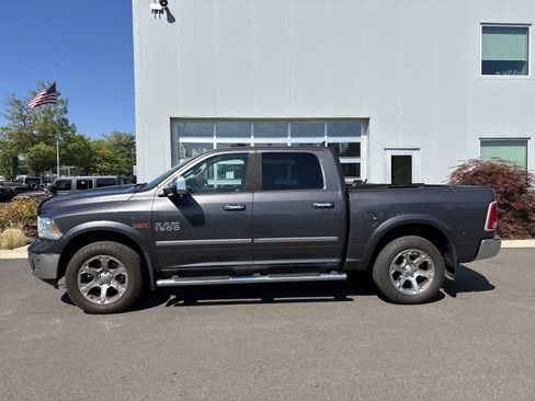 Used 2016 RAM 1500 Laramie w/ Convenience Group AWD/4WD image 2