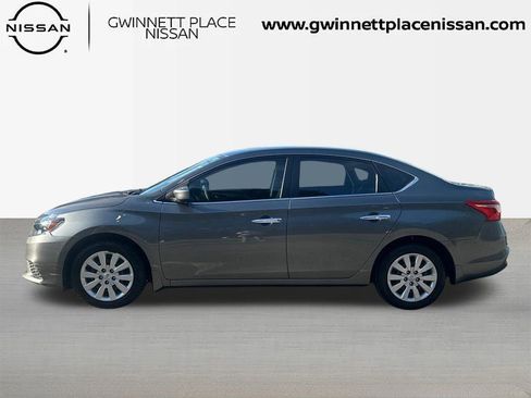 Used 2019 Nissan Sentra S image 8