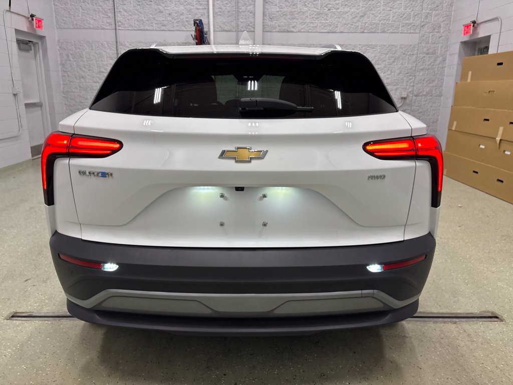 Used 2024 Chevrolet Blazer EV LT AWD/4WD image 5