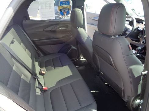 Used 2023 Chevrolet TrailBlazer RS w/ Sun and Liftgate Package image 12