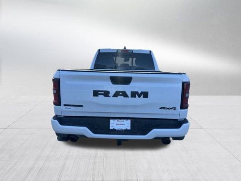 New 2026 RAM 1500 4x4 Crew Cab image 6