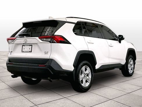 Used 2020 Toyota RAV4 XLE w/ Convenience Package AWD/4WD image 11