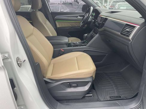 Used 2020 Volkswagen Atlas Cross Sport SEL AWD/4WD image 10