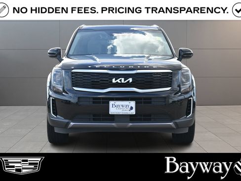 Used 2022 Kia Telluride S FWD image 2
