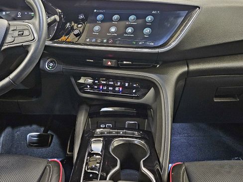 Used 2022 Buick Envision Essence w/ Sport Touring Package image 12