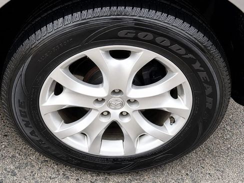 Used 2012 MAZDA CX-9 Touring w/ Moonroof & Bose Audio Pkg AWD/4WD image 29