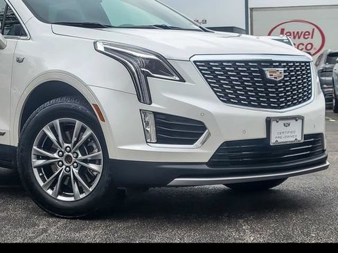 Certified 2023 Cadillac XT5 Premium Luxury AWD/4WD image 3