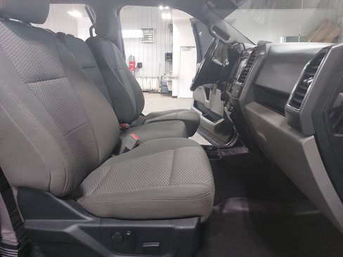 Used 2019 Ford F150 XLT w/ Equipment Group 302A Luxury AWD/4WD image 10