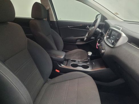 Used 2020 Kia Sorento LX FWD image 21