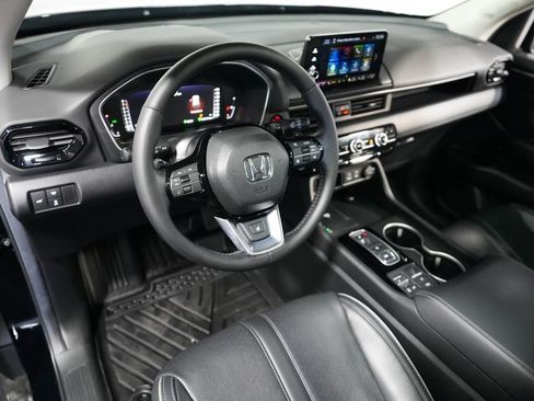 Used 2025 Honda Pilot Elite image 17