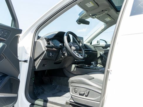 Used 2024 Audi Q5 2.0T Premium Plus AWD/4WD image 14