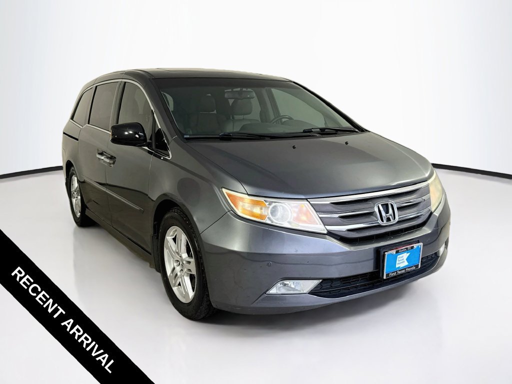 Used 2011 Honda Odyssey Touring image 1