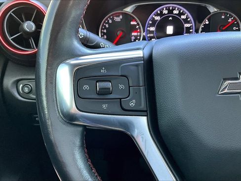 Used 2019 Chevrolet Blazer RS w/ Sun and Wheels Package FWD image 25