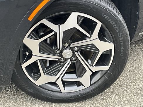 Used 2022 Hyundai Palisade Calligraphy image 2