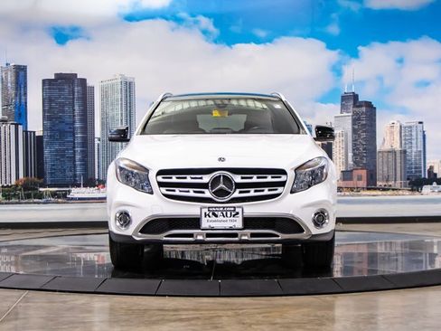 Used 2018 Mercedes-Benz GLA 250 4MATIC image 3