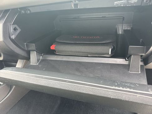 Used 2022 Toyota Tacoma SR5 image 34