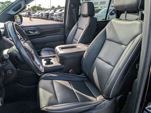 Used 2021 GMC Yukon SLT w/ SLT Premium Package RWD image 7
