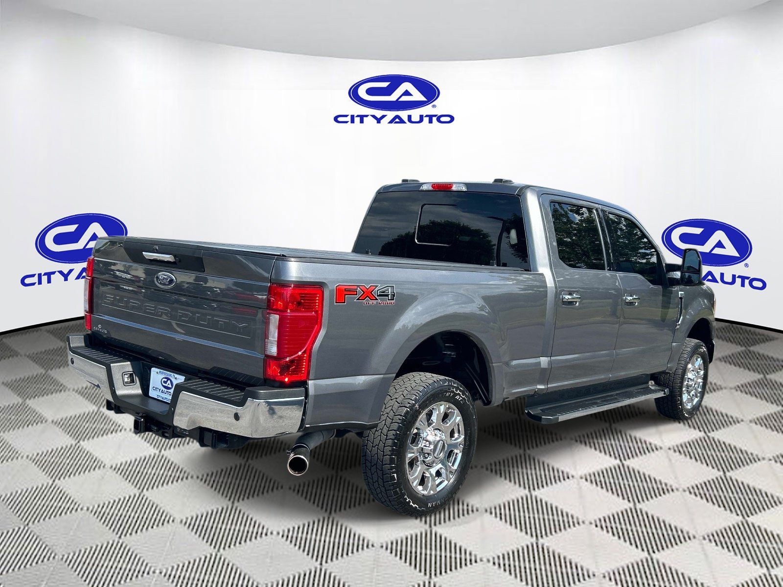 Used 2021 Ford F250 Lariat w/ Chrome Package AWD/4WD image 3