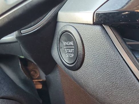 Certified 2023 Ford Escape Active AWD/4WD image 22