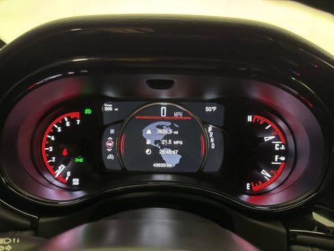 Used 2022 Dodge Durango GT image 28