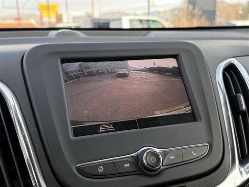 Used 2023 Chevrolet Equinox LT image 35