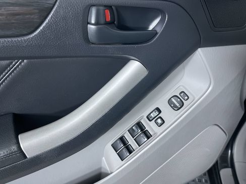 Used 2008 Toyota 4Runner Limited AWD/4WD image 13
