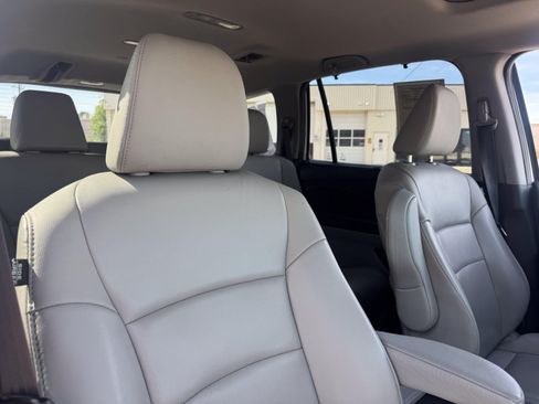 Used 2021 Honda Pilot Special Edition image 32