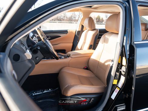 Used 2014 Lexus LS 460 L RWD image 15