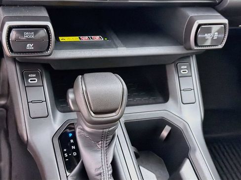 Used 2026 Toyota RAV4 XLE Premium w/ Weather Package FWD image 19