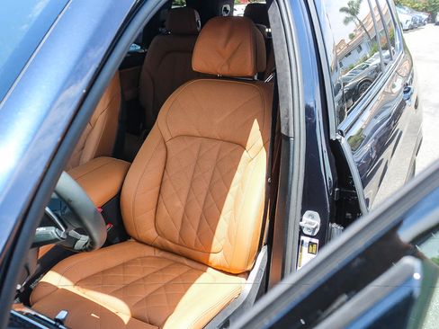 Used 2026 BMW X7 xDrive40i w/ M Sport Package AWD/4WD image 25