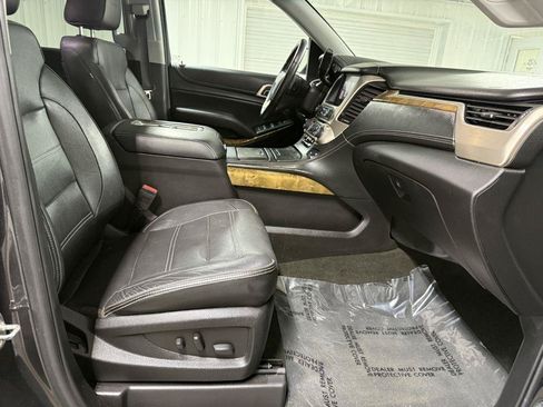 Used 2017 GMC Yukon XL Denali w/ Open Road Package AWD/4WD image 44