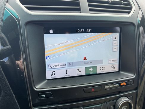 Used 2017 Ford Explorer XLT w/ Equipment Group 202A image 23