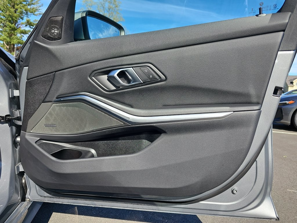 Certified 2026 BMW 330i xDrive Sedan AWD/4WD image 22