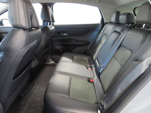 Used 2024 Nissan Ariya AWD image 34