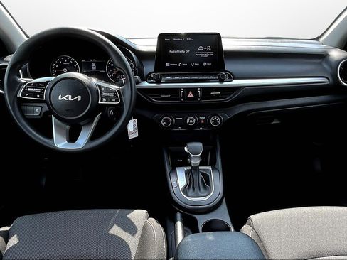 Used 2023 Kia Forte LXS image 13