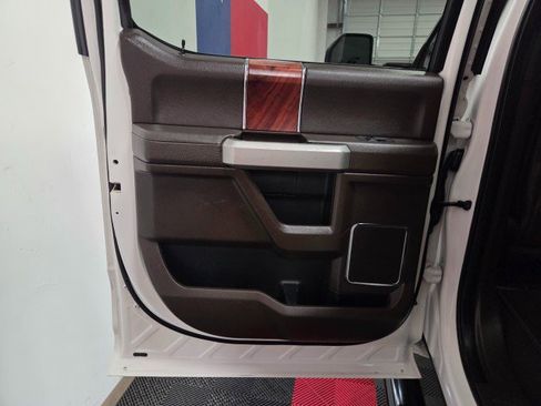 Used 2019 Ford F250 King Ranch w/ King Ranch Ultimate Package image 35