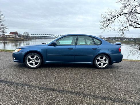 Used 2008 Subaru Legacy 2.5i image 4