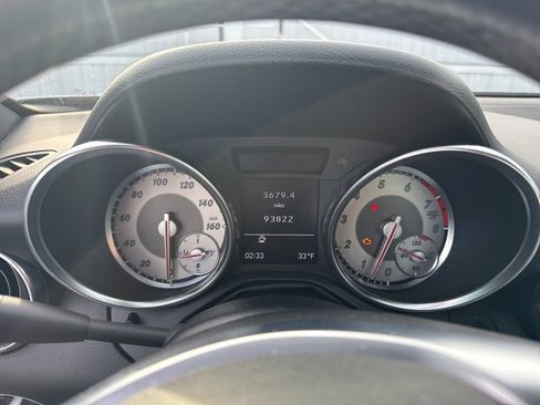 Used 2012 Mercedes-Benz SLK 350 image 2