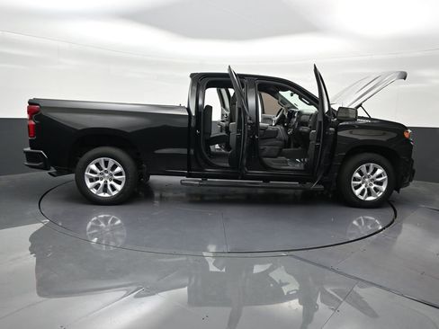 Used 2021 Chevrolet Silverado 1500 Custom RWD image 32