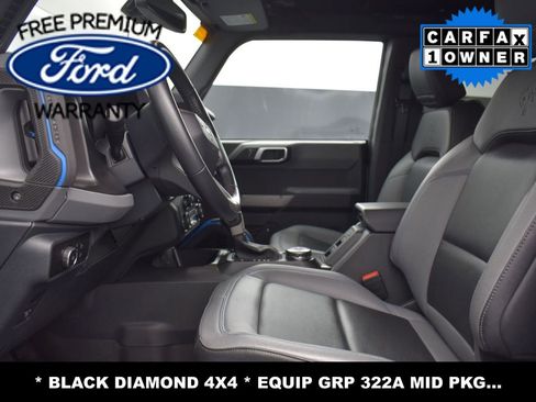 Used 2023 Ford Bronco Black Diamond image 11
