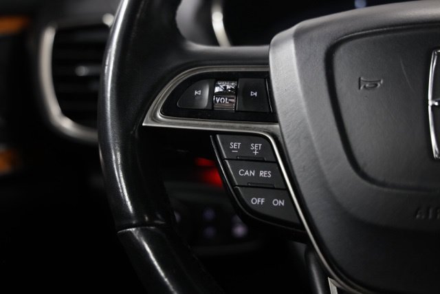 Used 2020 Lincoln Nautilus Reserve FWD image 28