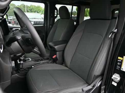 Used 2025 Jeep Wrangler Unlimited Sport S 4xe AWD/4WD image 12