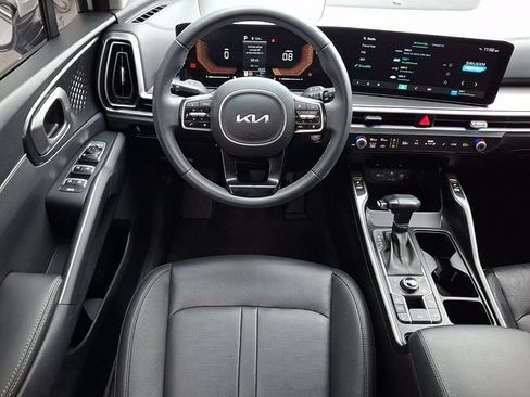Used 2024 Kia Sorento S w/ Panoramic Sunroof Package AWD/4WD image 11